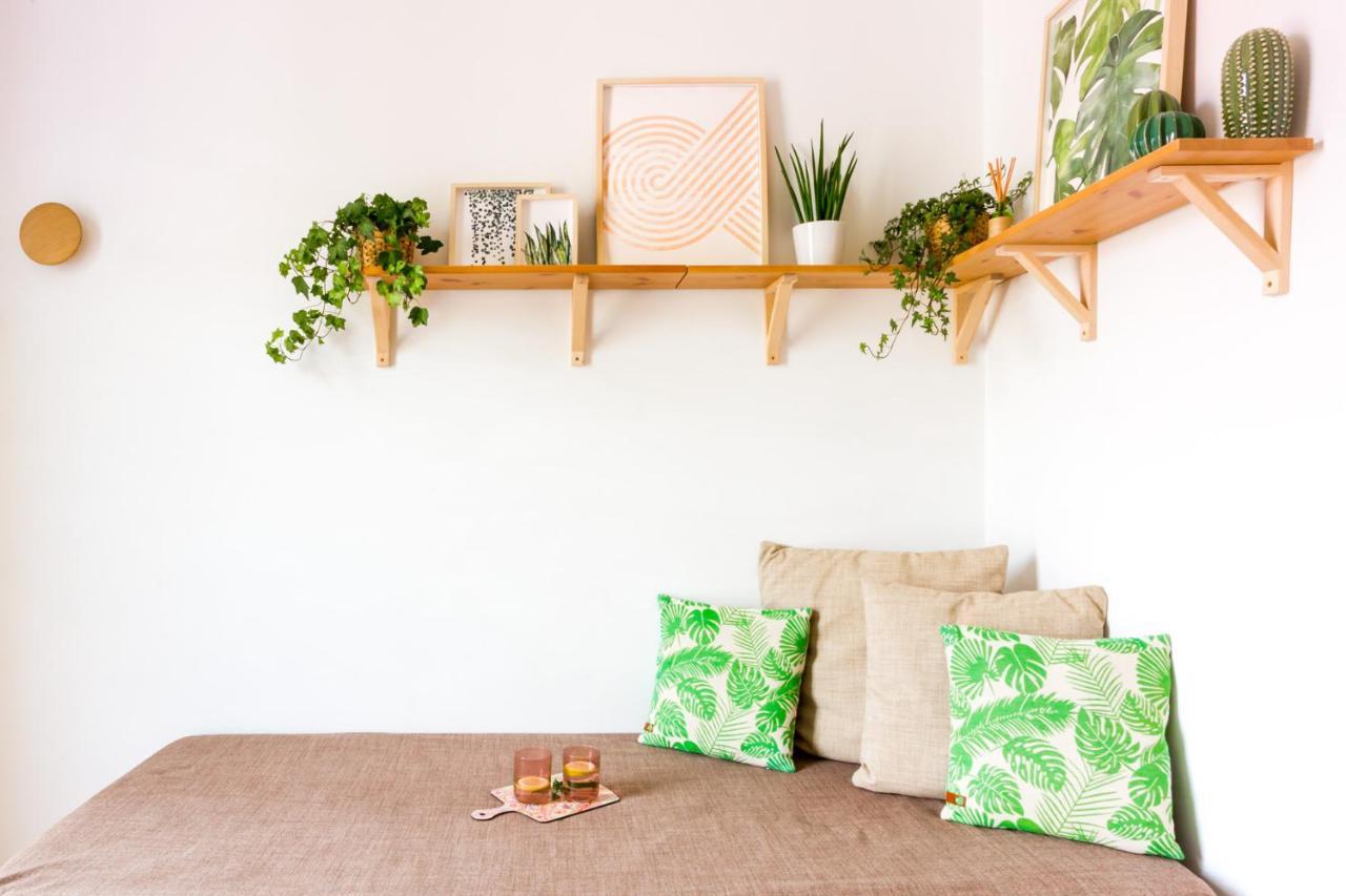 Duomo Views, Light, Jungle-Inspired Studio With Terrace Milão Exterior foto